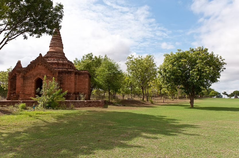 Myanmar’s Golf Courses: A Land of Temples Within Golf Courses