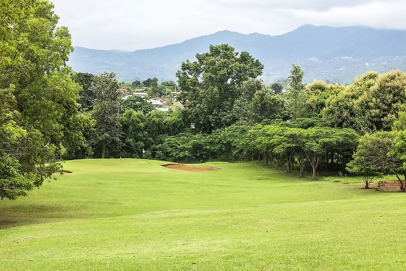 Myanmar’s Golf Courses: A Land of Temples Within Golf Courses