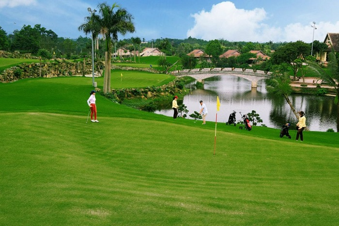 Build strategic partnerships with the travel trade - Golf Resort Marketing ideas 2026